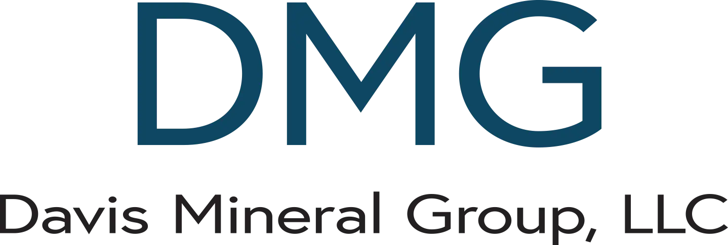 Davis Mineral Group logo